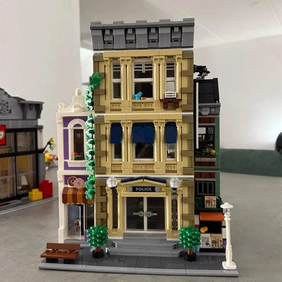 Police Station (10278)